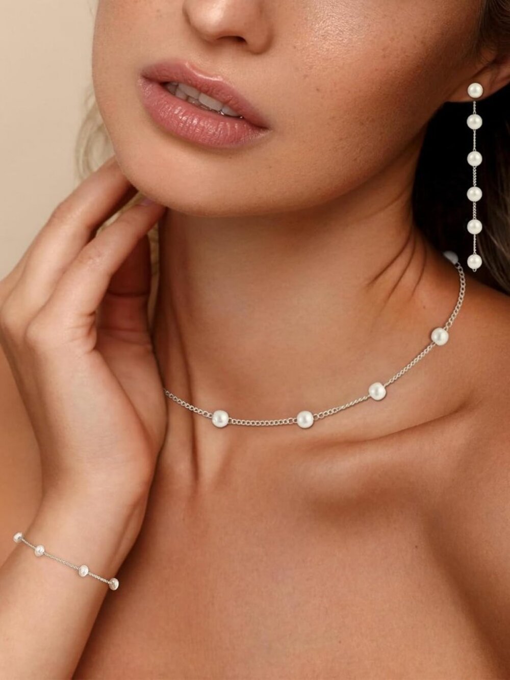 Pearl Necklaces for Women Trendy, 18K Gold/Silver Plated Layered Pearl Necklaces